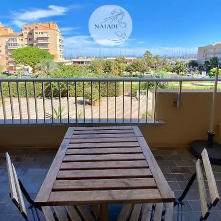 Parc - Vue Et Sur La Marina Du Port Daire *